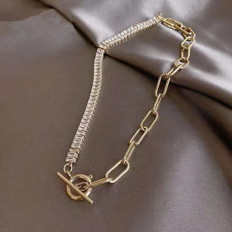 Zircon Stitching Geometric Necklace for Women Korean Clavicle Chain Fashion Temperament Necklaces
Zircon Stitching Geometric Necklace for Women Korean Clavicle Chain Fashion Temperament Necklaces