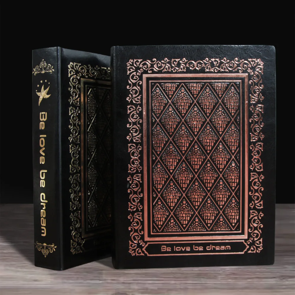 Retro Craved Vintage Floral Hardcover PU Leather Journal Thick Diary Book 416P Blank Kraft Paper 18*13.5*2.9cm
Retro Craved Vintage Floral Hardcover PU Leather Journal Thick Diary Book 416P Blank Kraft Paper 18*13.5*2.9cm