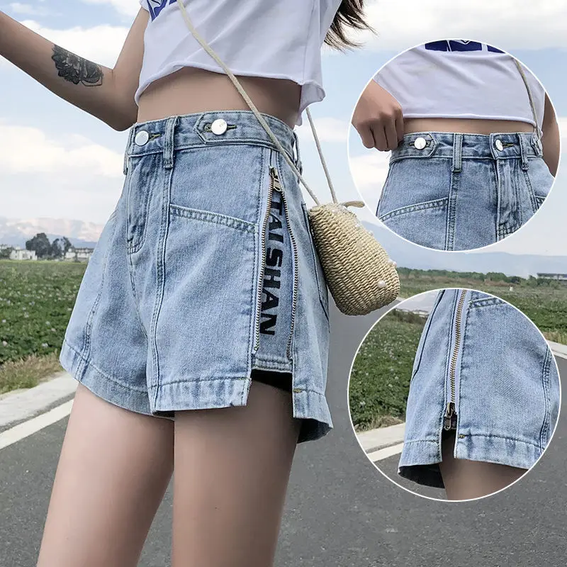 Loose Zipper Letter Denim Shorts Women Hole High Waist A-line Summer All-match Wide Leg Short Pants Fashion Female Streetwear
Loose Zipper Letter Denim Shorts Women Hole High Waist A-line Summer All-match Wide Leg Short Pants Fashion Female Streetwear