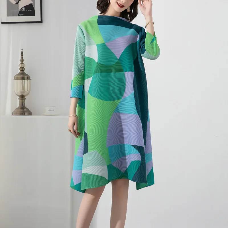 Miyake Print Dress Women's Spring New High-end Pleated Design Sense Of Fashion, Western Style, Loose And Thin Mid-length Skirt
Miyake Print Dress Women's Spring New High-end Pleated Design Sense Of Fashion, Western Style, Loose And Thin Mid-length Skirt