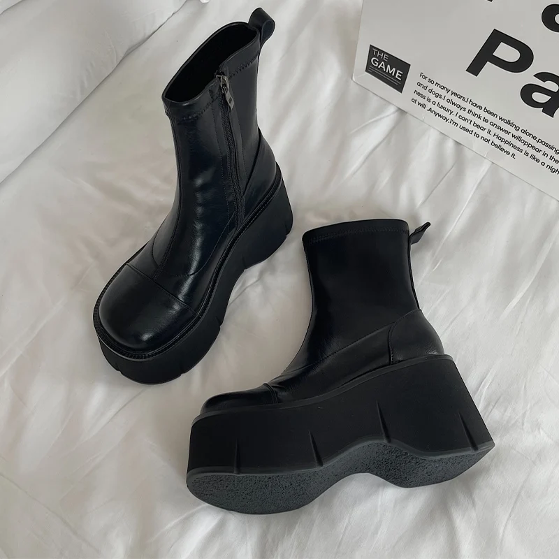 High Heels Ankle Women Shoes New Trend Platform Winter Motorcycle Boots 2023 Fashion Dress Goth Designer Women Chelsea Boots
High Heels Ankle Women Shoes New Trend Platform Winter Motorcycle Boots 2023 Fashion Dress Goth Designer Women Chelsea Boots