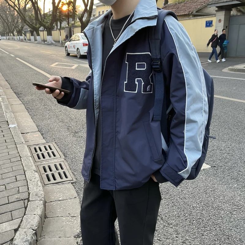 New Arrival Spring Autumn Letter R Embroidery Patchwork Women Street Oversize Jacket Unisex College Men Baseball Bomber Coach
New Arrival Spring Autumn Letter R Embroidery Patchwork Women Street Oversize Jacket Unisex College Men Baseball Bomber Coach