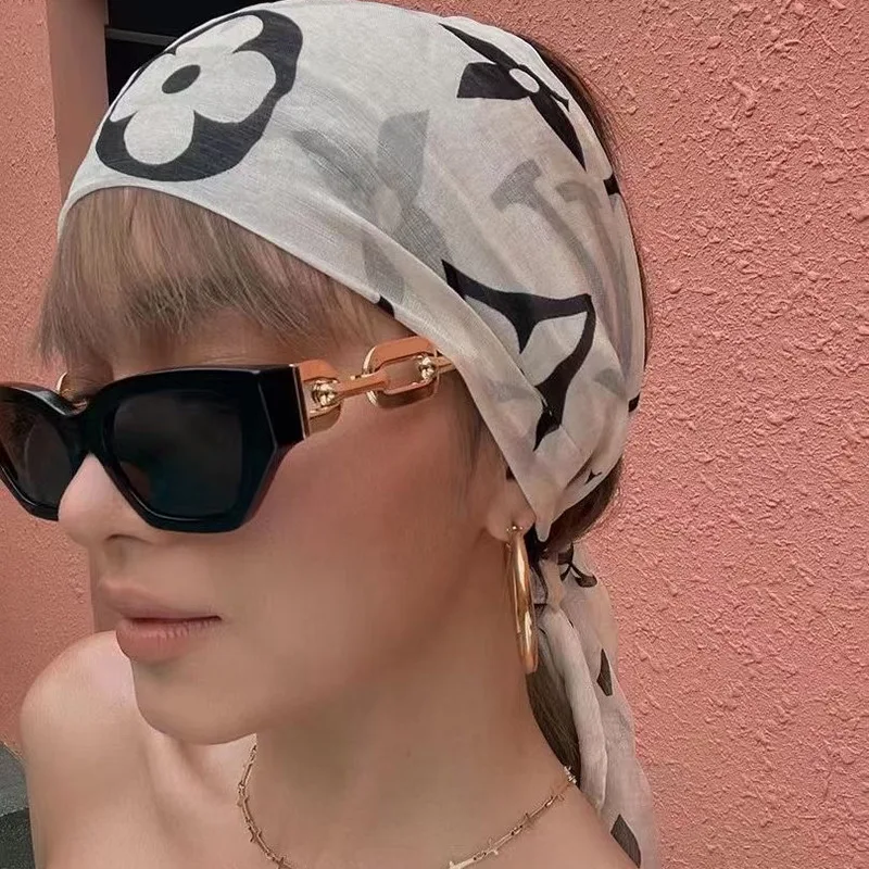 DYTYMJ Small Frame Cat Eye Sunglasses Women 2022 New Thick Iron Chain Sunglasses Women Tide Shades for Women Gafas De Sol Mujer
DYTYMJ Small Frame Cat Eye Sunglasses Women 2022 New Thick Iron Chain Sunglasses Women Tide Shades for Women Gafas De Sol Mujer