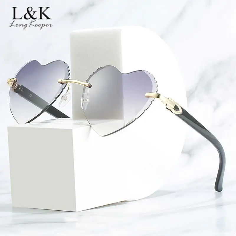 2022 Vintage Heart Sunglasses Women Brand Designer Candy Color Gradient Sun Glasses Outdoor Goggles Party Eyewear Oculos De Sol
2022 Vintage Heart Sunglasses Women Brand Designer Candy Color Gradient Sun Glasses Outdoor Goggles Party Eyewear Oculos De Sol