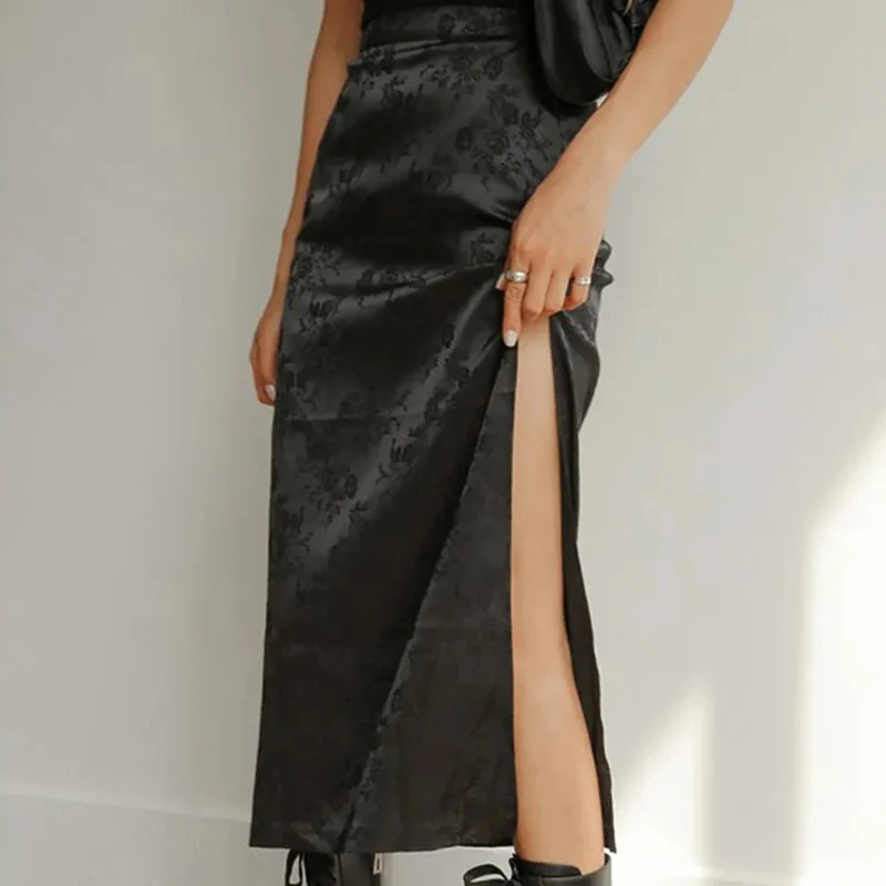 Vintage Floral Print Midi Skirts Women Side Split Sexy High Waist Skirts Summer Retro Black Casual Fashion Streetwear
Vintage Floral Print Midi Skirts Women Side Split Sexy High Waist Skirts Summer Retro Black Casual Fashion Streetwear