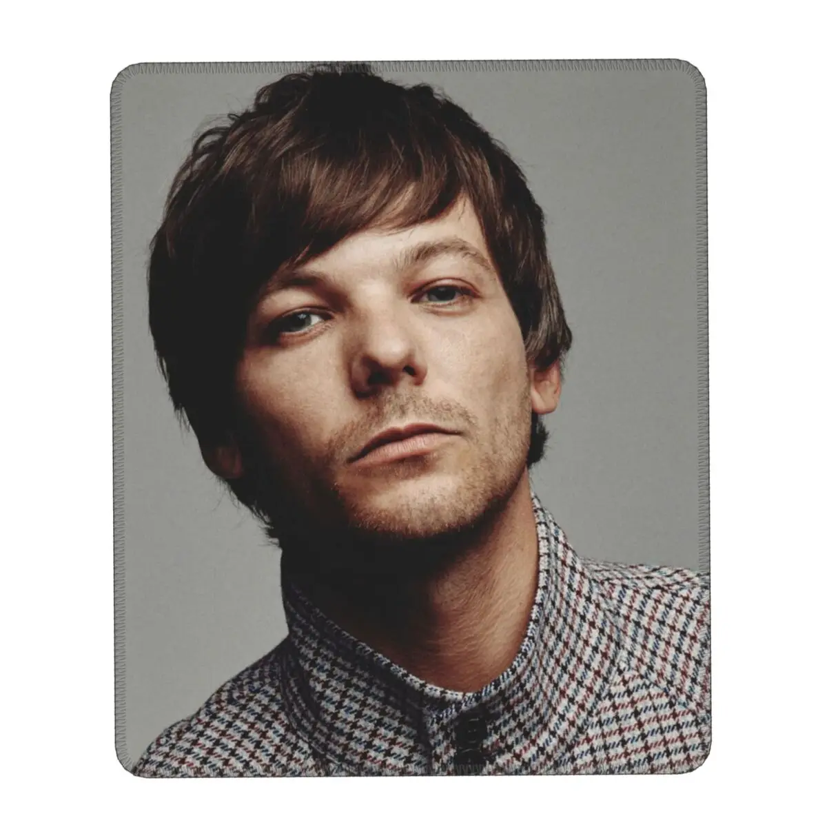 Pop Singer Louis Tomlinson Mouse Pad with Locking Edge Square Gaming Mousepad Non-Slip Rubber Base Office Decor Laptop Table Mat
Pop Singer Louis Tomlinson Mouse Pad with Locking Edge Square Gaming Mousepad Non-Slip Rubber Base Office Decor Laptop Table Mat