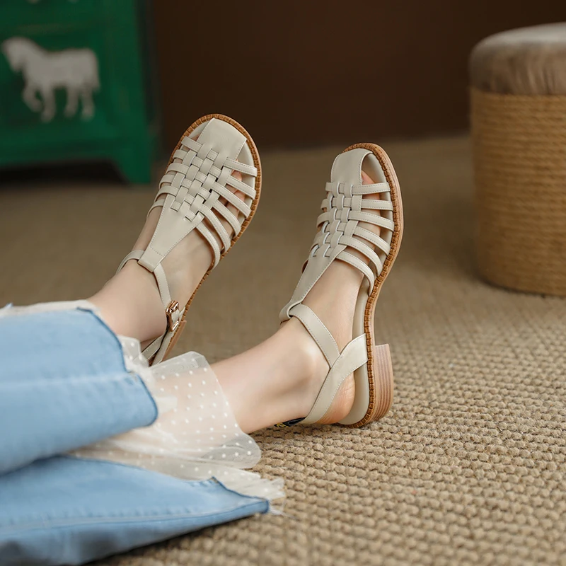 Women Real Leather Shoes Summer Sandals Buckle Strap Hollow Out Beach Sandals Cool Ladies Footwear 2022 New Size 34-40
Women Real Leather Shoes Summer Sandals Buckle Strap Hollow Out Beach Sandals Cool Ladies Footwear 2022 New Size 34-40