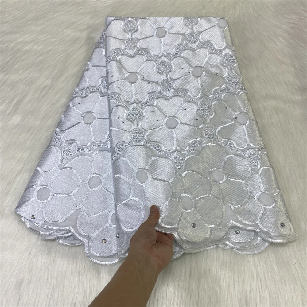 High Grade Nigerian Cotton Lace Fabric White African Embroidery Lace Fabric With Stones For Women Wedding Party 5 Yard/Lot
High Grade Nigerian Cotton Lace Fabric White African Embroidery Lace Fabric With Stones For Women Wedding Party 5 Yard/Lot