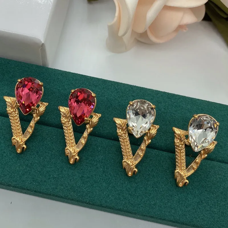 Trendy Brass Gold Plated Stud Earrings Pink White Waterdrop Zirconia Stone Earring For Women Fashion Accessories Wedding Gift
Trendy Brass Gold Plated Stud Earrings Pink White Waterdrop Zirconia Stone Earring For Women Fashion Accessories Wedding Gift