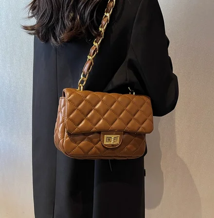 Fashion chain single shoulder bag PU sac a main femme 2022 new autumn/winter Ringer Korean version crossbody bag women's bag
Fashion chain single shoulder bag PU sac a main femme 2022 new autumn/winter Ringer Korean version crossbody bag women's bag