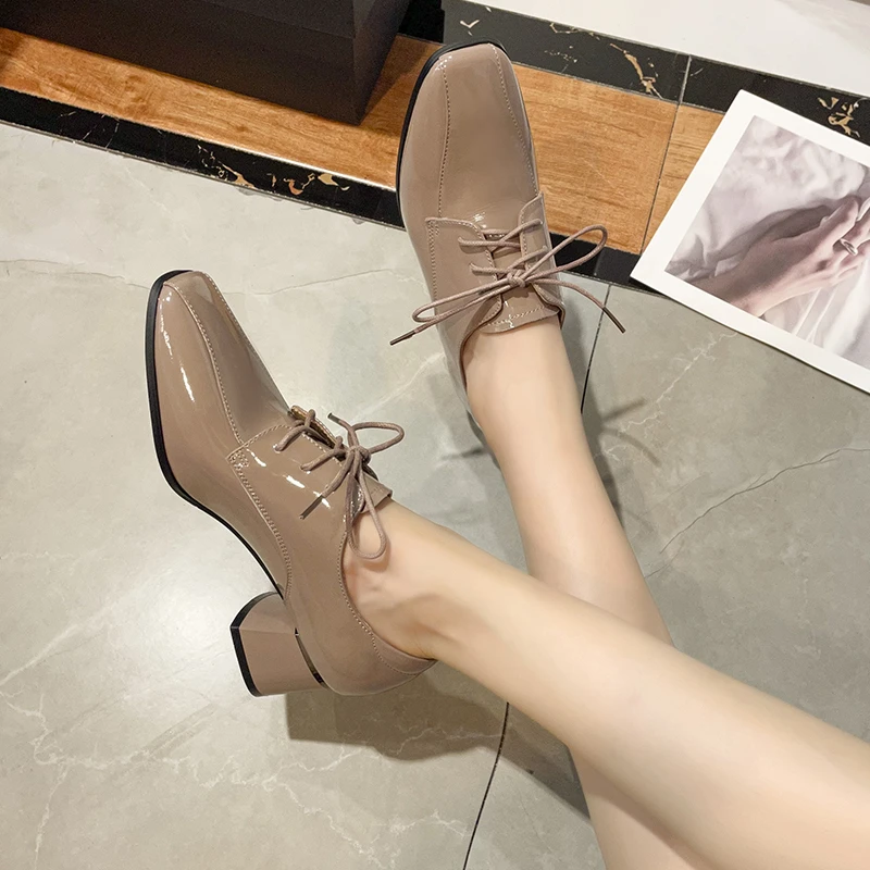 2023 Spring and Autumn New Fashion Simple Bright Leather Square Headed Lace Up Comfortable High Heel Single Shoe Women's Shoes
2023 Spring and Autumn New Fashion Simple Bright Leather Square Headed Lace Up Comfortable High Heel Single Shoe Women's Shoes