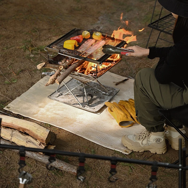 Outdoor Camping Barbecue Fire Cloth Portable Storage High Temperature Fire Mat Flame Retardant Cloth Fiberglass Fire Blanket
Outdoor Camping Barbecue Fire Cloth Portable Storage High Temperature Fire Mat Flame Retardant Cloth Fiberglass Fire Blanket