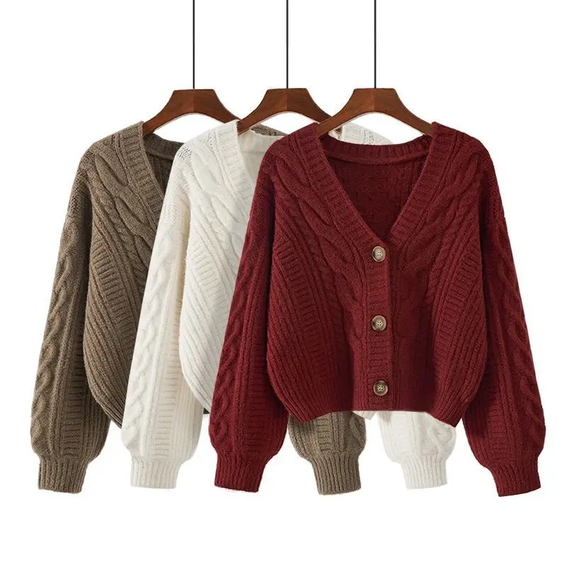 Spring new Korean style western-style sweater women's retro top loose wear V-neck short knitted cardigan coat trend
Spring new Korean style western-style sweater women's retro top loose wear V-neck short knitted cardigan coat trend