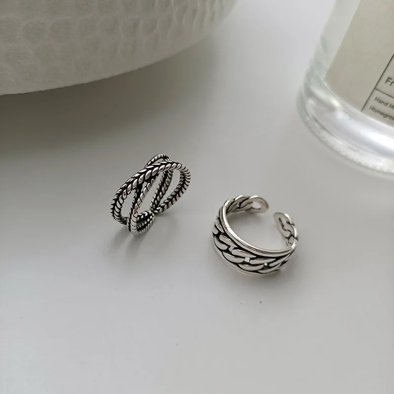 Vintage Silver Colour Women's Ring Luxury Rings Aestethic Fashion Jewelry Novelties 2022 Trend Gift For Girlfriend Jewellery
Vintage Silver Colour Women's Ring Luxury Rings Aestethic Fashion Jewelry Novelties 2022 Trend Gift For Girlfriend Jewellery
