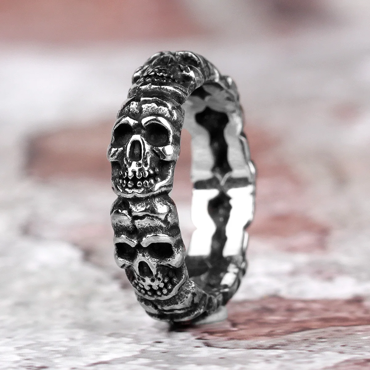 Stainless Steel Men Rings Domineering Devil Skull Punk Rock Gothic for Biker Male Boyfriend Jewelry Creativity Gift Wholesale
Stainless Steel Men Rings Domineering Devil Skull Punk Rock Gothic for Biker Male Boyfriend Jewelry Creativity Gift Wholesale