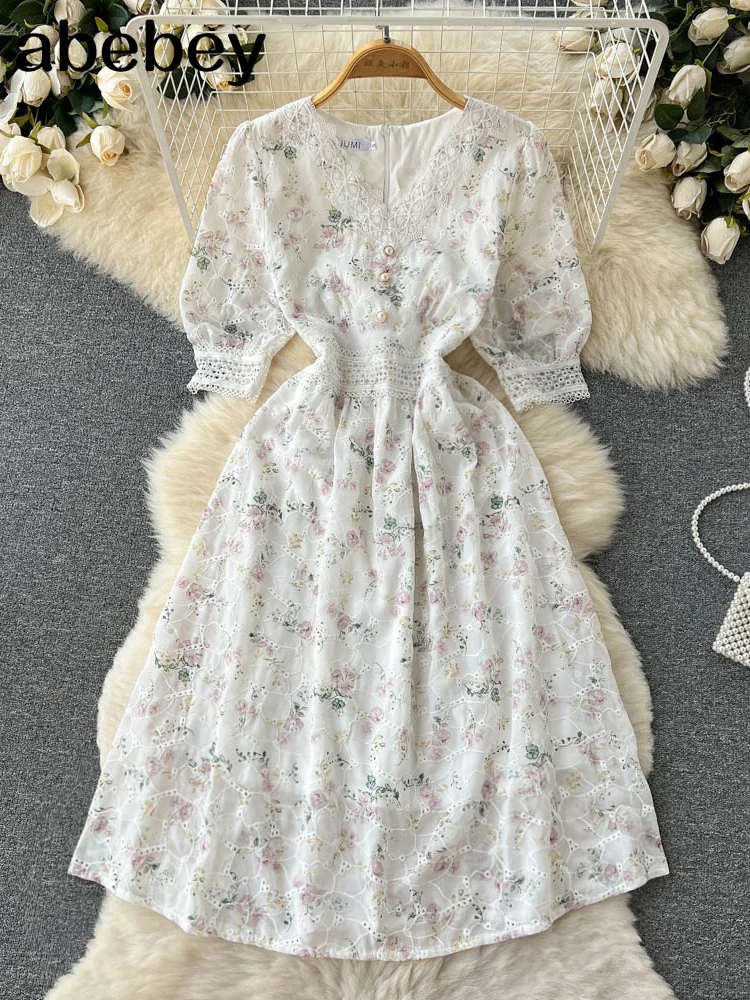 2022 New Runway Designer Women Short Dress Elegant Spring Chiffon Patchwork Lace V Neck Lantern Sleeve Pleated Dress 
2022 New Runway Designer Women Short Dress Elegant Spring Chiffon Patchwork Lace V Neck Lantern Sleeve Pleated Dress