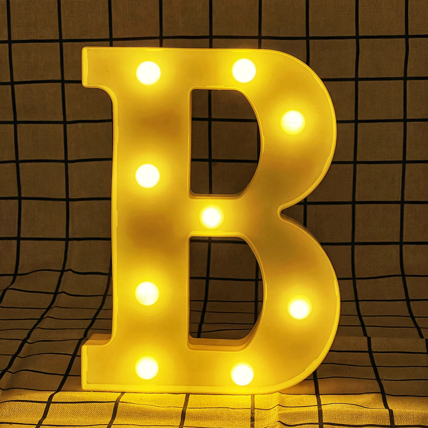 LED декоративные буквы и цифры из пластика, теплый свет
LED декоративные буквы и цифры из пластика, теплый свет