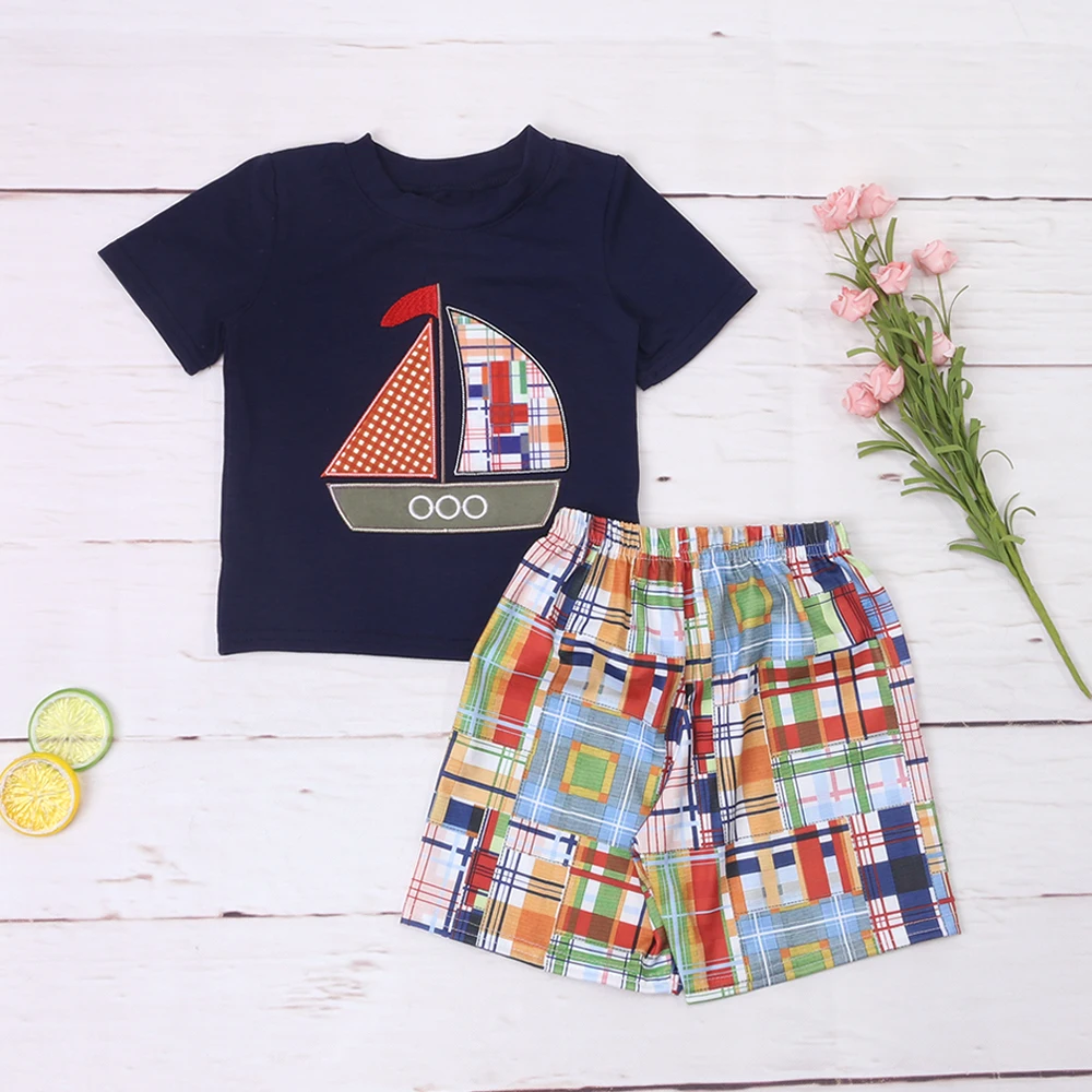

1-8T Summer Boy Set Clothes Half Sleeve Outfit With Cartoon Sailing Boat Embroidery Black Top And Camouflage Shorts Suits Wears