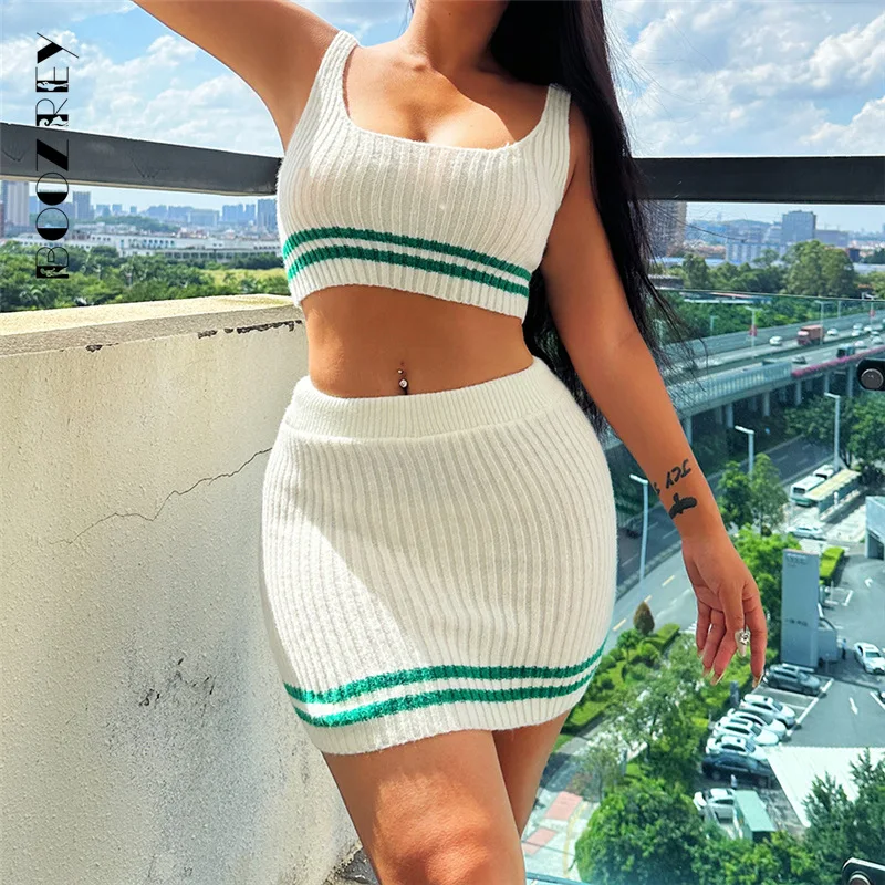 BoozRey Y2K Color Contrast Knit Slim Two Piece Set Women Summer Sleeveless Backless Top+ High-waisted Hip-length Skirt Outfits
BoozRey Y2K Color Contrast Knit Slim Two Piece Set Women Summer Sleeveless Backless Top+ High-waisted Hip-length Skirt Outfits