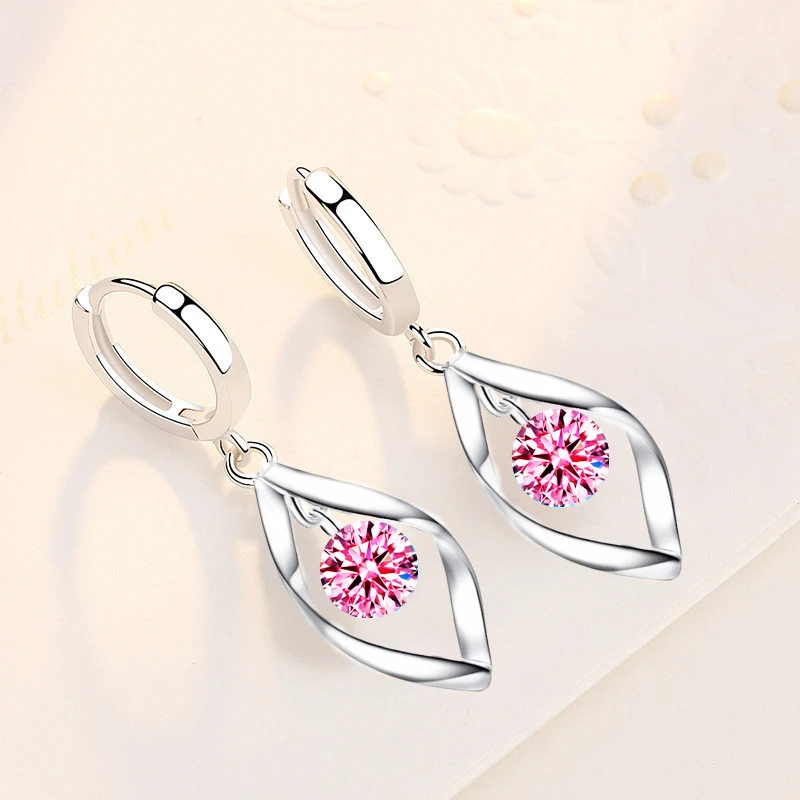 New 925 Stamp Silver Plated Women Drop Earrings Simple Cute Geometric Pendant High Quality Zircon Delicate Earring Jewelry
New 925 Stamp Silver Plated Women Drop Earrings Simple Cute Geometric Pendant High Quality Zircon Delicate Earring Jewelry
