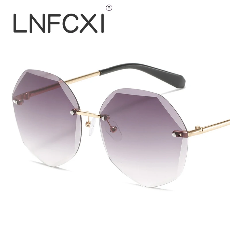 LNFCXI Fashion Tea Gradient Sunglasses Women Brand Design Vintage Pilot Retro Cutting Lens Gradient Sun Glasses Female UV400
LNFCXI Fashion Tea Gradient Sunglasses Women Brand Design Vintage Pilot Retro Cutting Lens Gradient Sun Glasses Female UV400