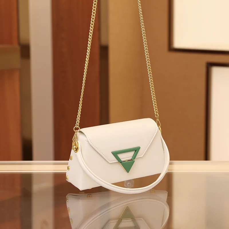 2023 New Fashion Panelled Chain Shoulder Messenger Bags High Quality Women Purse And Handbags Small Luxury Square Bag Sac A Main
2023 New Fashion Panelled Chain Shoulder Messenger Bags High Quality Women Purse And Handbags Small Luxury Square Bag Sac A Main