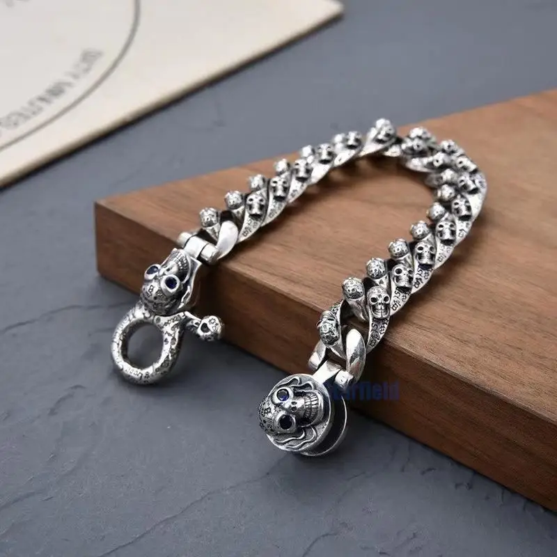 S925 pure silver restoring ancient ways is Thai silver bracelet skull bracelet punk personality joker small adorn article
S925 pure silver restoring ancient ways is Thai silver bracelet skull bracelet punk personality joker small adorn article