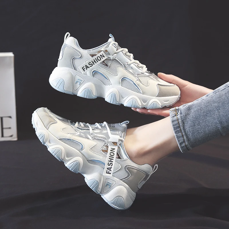 Tennis Female Fashion 2022 Platform Feminino Luxury Skecher Woman Reflective Walking High Platform Sneakers Luxury Shoes Women
Tennis Female Fashion 2022 Platform Feminino Luxury Skecher Woman Reflective Walking High Platform Sneakers Luxury Shoes Women