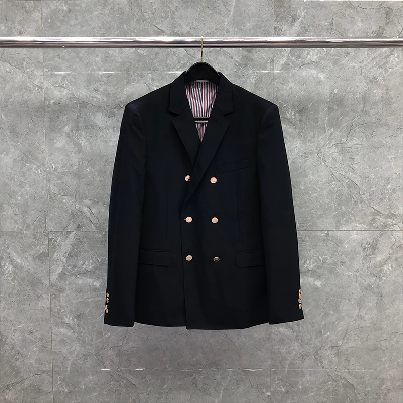 Мужской Блейзер, Осень-зима, модный брендовый мужской классический пиджак, двубортный Тонкий шерстяной пиджак с золотыми пуговицами 
Мужской Блейзер, Осень-зима, модный брендовый мужской классический пиджак, двубортный Тонкий шерстяной пиджак с золотыми пуговицами