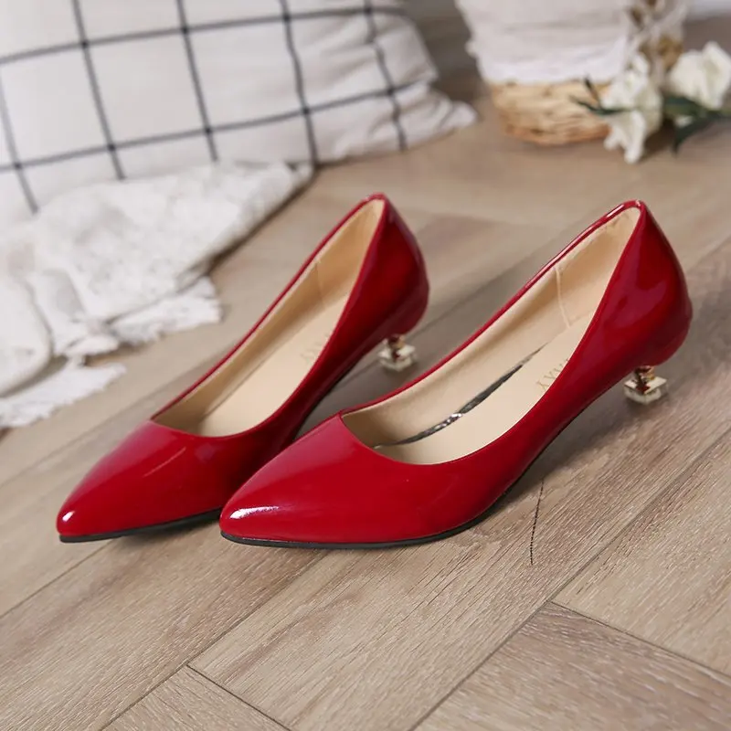 

Spring Fall Fashion High Heels for Women Red Wedding Shoes Stiletto Heels Pointed Toe Light Ladies Party Shoes Commuter Style