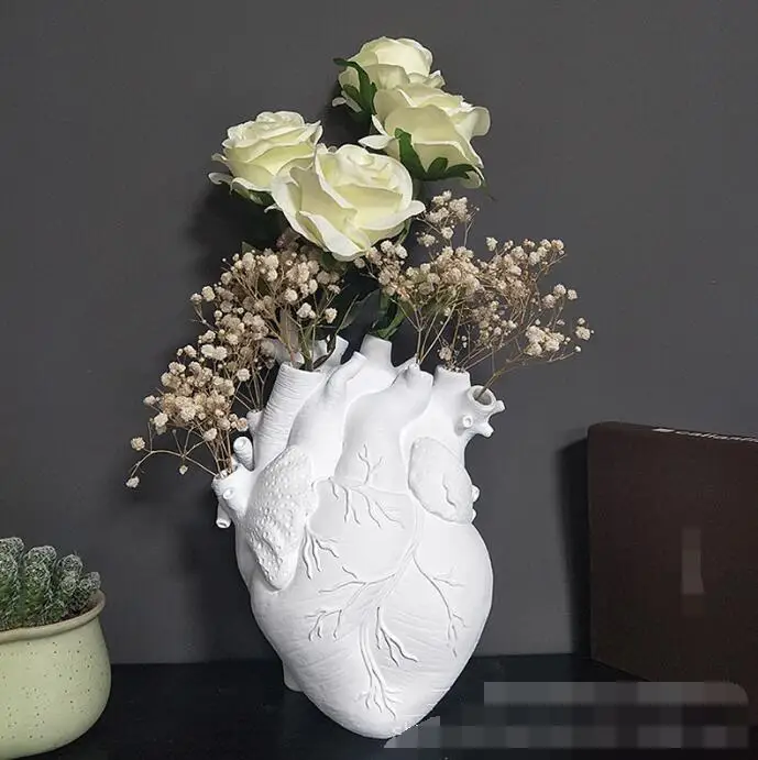 Heart Shape Flower Vase Resin Vase Dried Flower Container Vases Pots Body Sculpture Desktop Flower Pot Home Decoration Ornaments
Heart Shape Flower Vase Resin Vase Dried Flower Container Vases Pots Body Sculpture Desktop Flower Pot Home Decoration Ornaments