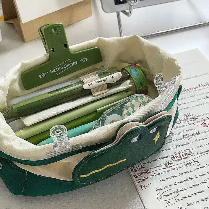 Small Crocodile Pen Bag Ins Student Cartoon High Appearance Level Large Capacity Cute Embroidery Stationery Bag Pencil Cases
Small Crocodile Pen Bag Ins Student Cartoon High Appearance Level Large Capacity Cute Embroidery Stationery Bag Pencil Cases