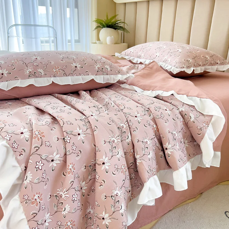 Summer Thin Cool Quilt Pillowcase Bed Sheet 4pcs Set Home Textiles Soy Fiber Duvet Quilted Soft Comfortable Blanket Washable
Summer Thin Cool Quilt Pillowcase Bed Sheet 4pcs Set Home Textiles Soy Fiber Duvet Quilted Soft Comfortable Blanket Washable