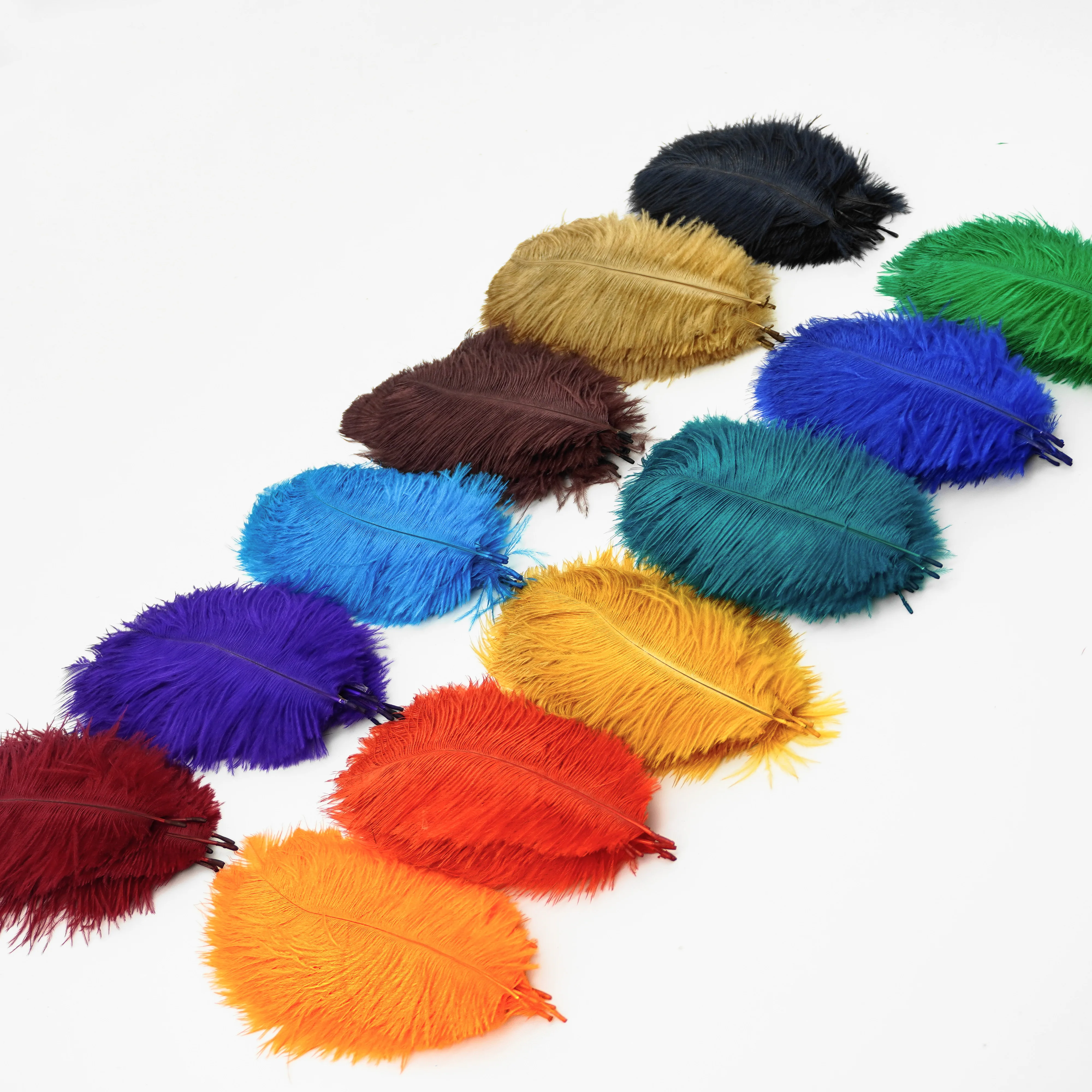 10pcs/Lot Colorful Natural Ostrich Feathers Hand-stitched Wedding Party Family Tabletop Centerpieces Carnival Decorations Plumas
10pcs/Lot Colorful Natural Ostrich Feathers Hand-stitched Wedding Party Family Tabletop Centerpieces Carnival Decorations Plumas