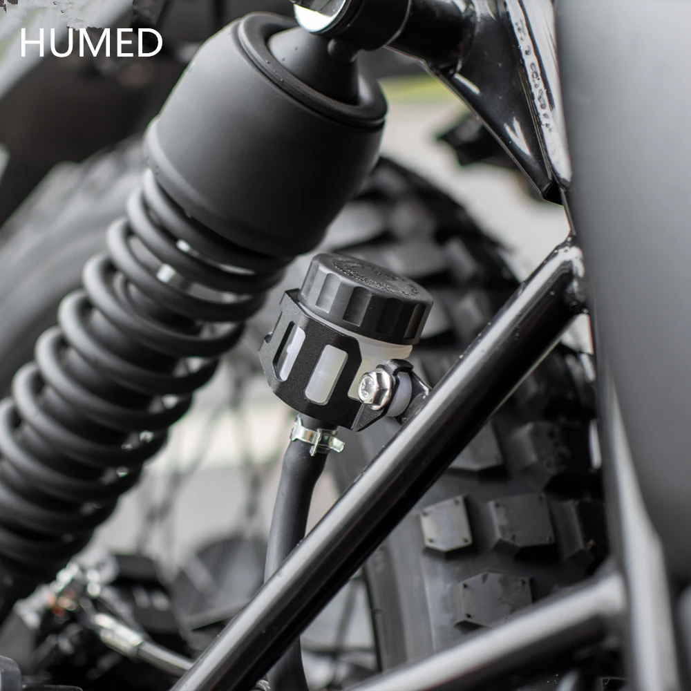 QM250/8X Motorcycle Accessories Rear Brake Fluid Reservoir Guard Cover Protector 250 modified brake oil guard plate
QM250/8X Motorcycle Accessories Rear Brake Fluid Reservoir Guard Cover Protector 250 modified brake oil guard plate