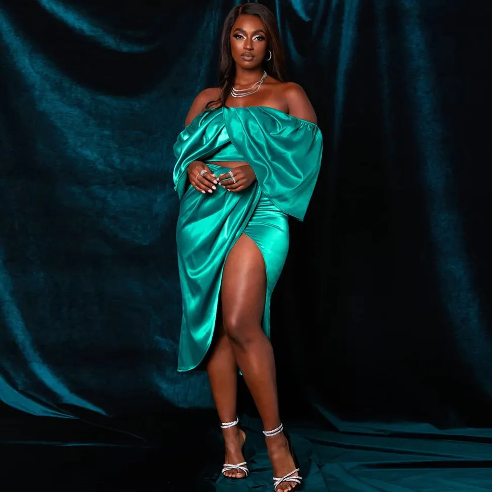 Комплект из двух предметов, топы с вырезом лодочкой и юбка с разрезом, женская одежда, Африканский Дашики, традиционный халат, наряды Анкары,...
Комплект из двух предметов, топы с вырезом лодочкой и юбка с разрезом, женская одежда, Африканский Дашики, традиционный халат, наряды Анкары,...