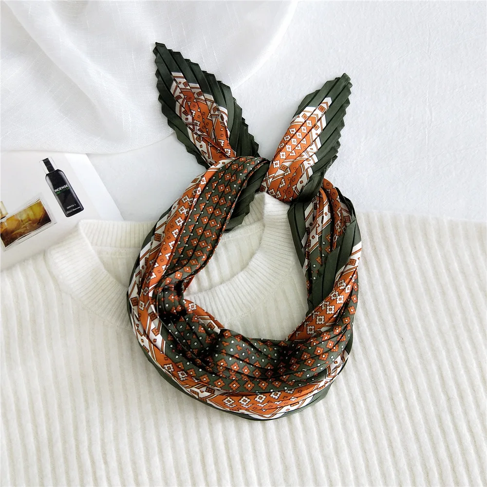 Female Silk Neck Scarf Letter Print Square Hair Scarves Foulard Head Band Shawls and Wraps Neckerchief Bandana Crinkle 
Female Silk Neck Scarf Letter Print Square Hair Scarves Foulard Head Band Shawls and Wraps Neckerchief Bandana Crinkle