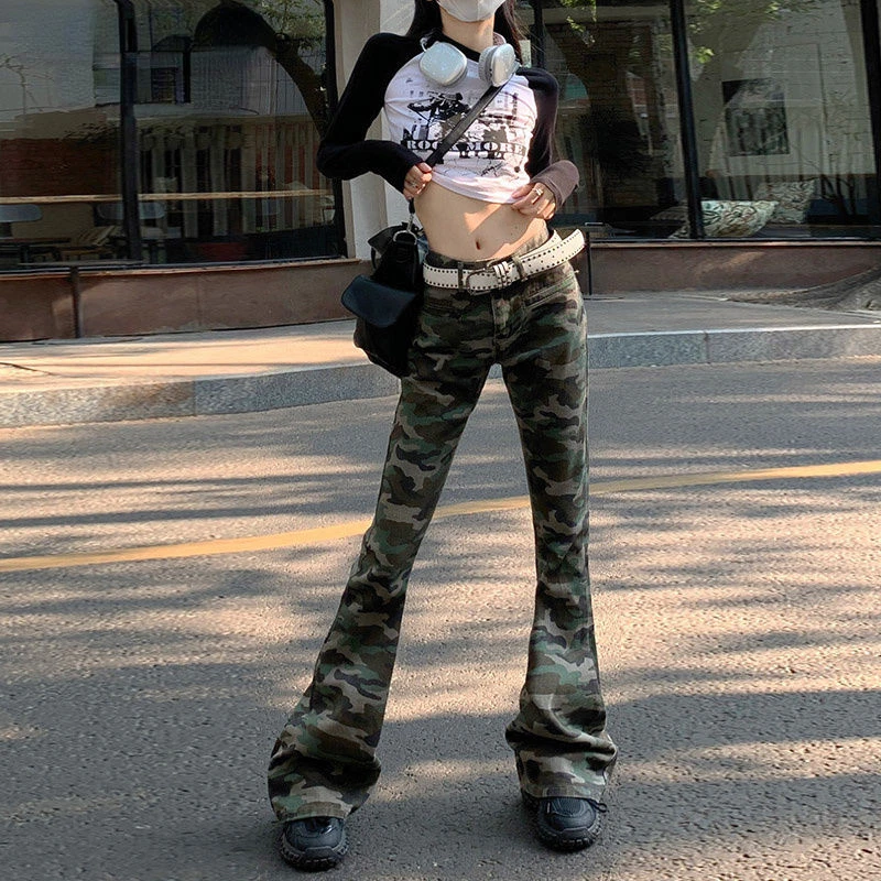 Retro Camouflage Overalls Women's 2022 Autumn New Hot Girl High Waist Slim Micro Flared Pants
Retro Camouflage Overalls Women's 2022 Autumn New Hot Girl High Waist Slim Micro Flared Pants