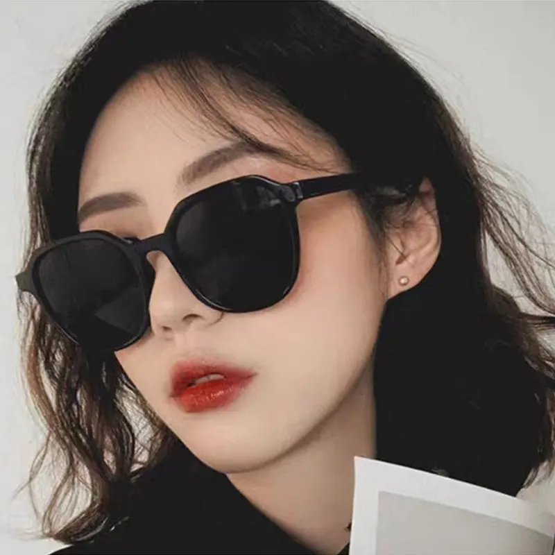 2022 New Fashion Retro Round Colorful Gradient Sun Glasses Sunglasses Men Women Vintage Male Female Goggles UV400 Oculos
2022 New Fashion Retro Round Colorful Gradient Sun Glasses Sunglasses Men Women Vintage Male Female Goggles UV400 Oculos