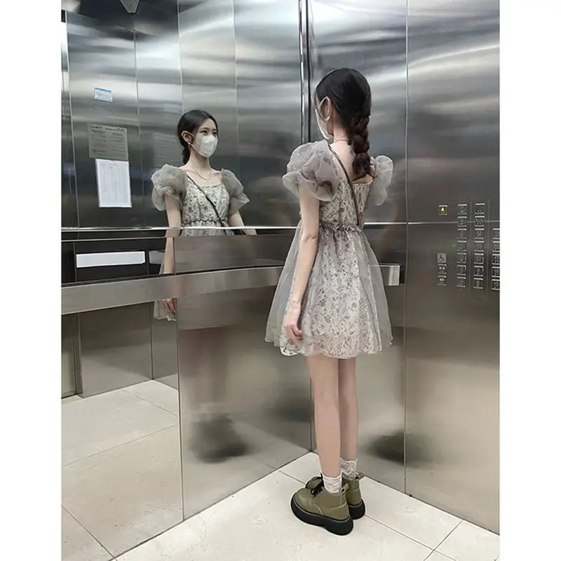 WDMSNA Patchwork Mesh Puff Sleeve Floral Vestidos Slim Waist Sexy Mini Dress for Women 2023 Summer New Short Sleeve Women Dress
WDMSNA Patchwork Mesh Puff Sleeve Floral Vestidos Slim Waist Sexy Mini Dress for Women 2023 Summer New Short Sleeve Women Dress