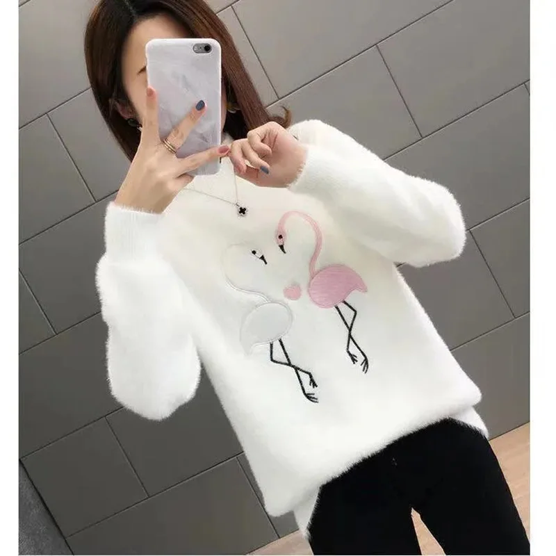 2022 Autumn Winter New Warm Inner Half Turtleneck Pullover Top Women Temperament Fashion Loose Swan Embroidered Sweater Female
2022 Autumn Winter New Warm Inner Half Turtleneck Pullover Top Women Temperament Fashion Loose Swan Embroidered Sweater Female