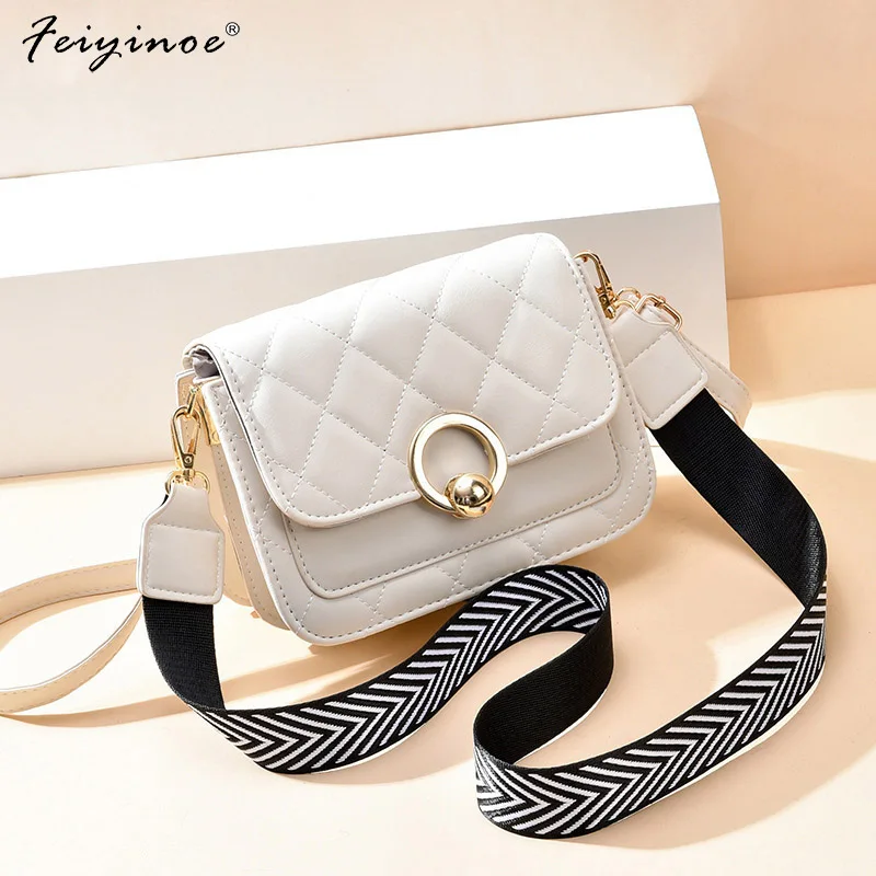 Small Air Fragrance Female Bag 2022 New Tide Wide Straps Inclined Shoulder Bag Shoulder & Crossbody Bags Women Messenger Bag PU
Small Air Fragrance Female Bag 2022 New Tide Wide Straps Inclined Shoulder Bag Shoulder & Crossbody Bags Women Messenger Bag PU
