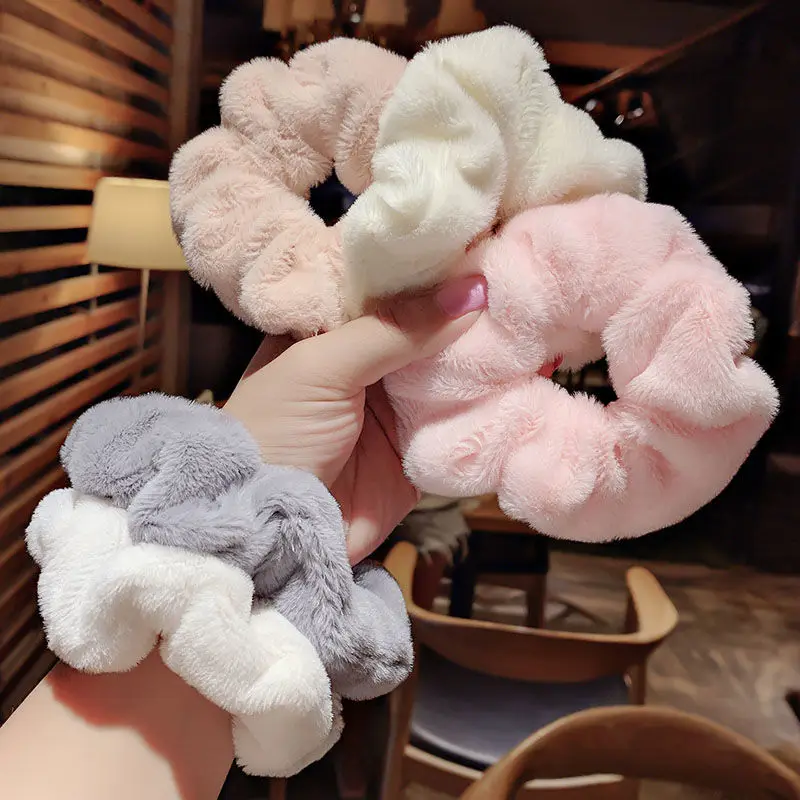 Autumn And Winter New Plush Hair Loop Large Intestine Loop Girls' Headrope Simple Women'S Headwear Curly Elastic Hair Rope A3433
Autumn And Winter New Plush Hair Loop Large Intestine Loop Girls' Headrope Simple Women'S Headwear Curly Elastic Hair Rope A3433