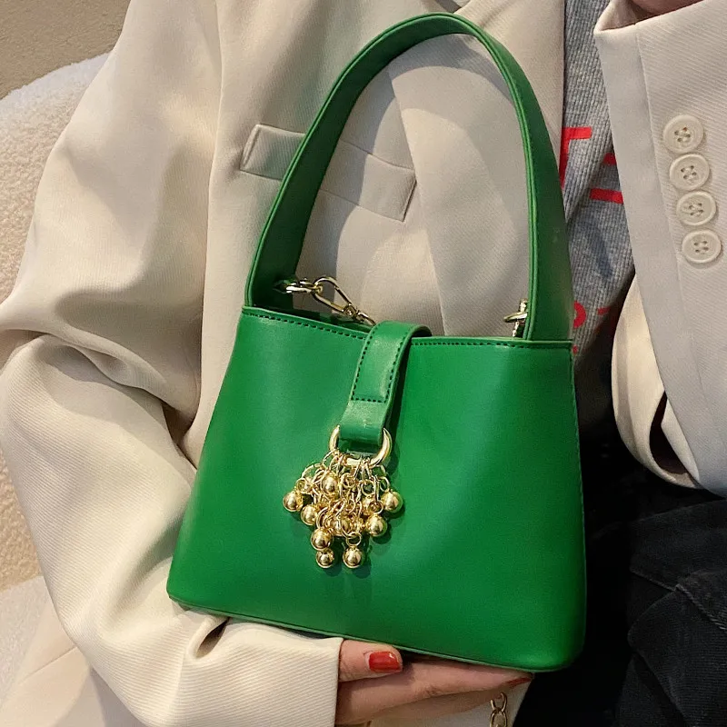 Chain Green Shoulder Bags for Women Luxury Small Pu Leather Crossbody Bag Brand Designer Messenger Bag Ladies All Match Handbags
Chain Green Shoulder Bags for Women Luxury Small Pu Leather Crossbody Bag Brand Designer Messenger Bag Ladies All Match Handbags