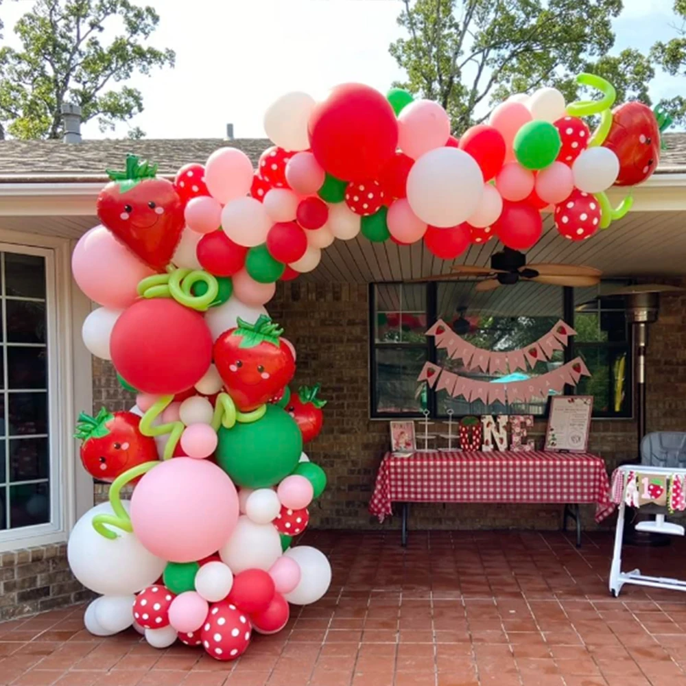 

118Pcs Strawberry Party Balloon Garland Kit Red Green White Latex for Girls 1st 2nd Birthday Strawberry Theme Party Decorations