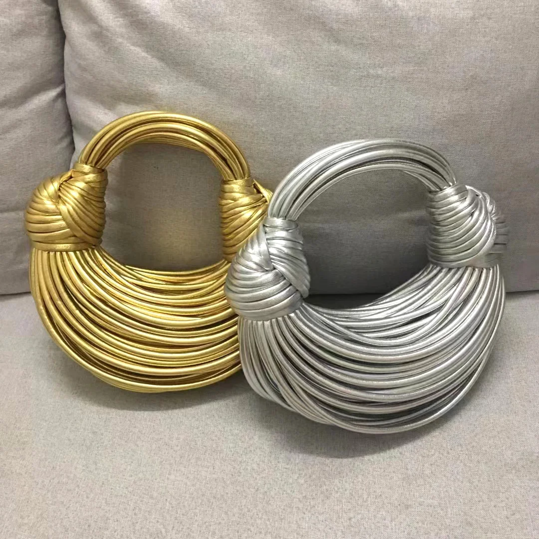 New High-quality Women's Handbag Luxury Brand Party Evening Wear Handbag Fashion Designer Noble Queen Bag Shoulder Bag Wallet
New High-quality Women's Handbag Luxury Brand Party Evening Wear Handbag Fashion Designer Noble Queen Bag Shoulder Bag Wallet