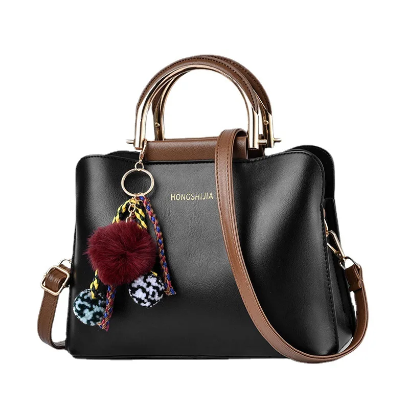 2022 Summer Trendy Fashion New Women's Simple Plush Ball Pendant One Shoulder Messenger Handbag Women
2022 Summer Trendy Fashion New Women's Simple Plush Ball Pendant One Shoulder Messenger Handbag Women
