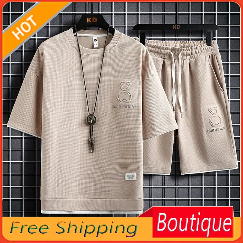 2023 Summer Half Sleeve Cropped Pants Two-Piece Casual Waffle Sports Suit Men's Steel Printed Bear Short Sleeve Shorts
2023 Summer Half Sleeve Cropped Pants Two-Piece Casual Waffle Sports Suit Men's Steel Printed Bear Short Sleeve Shorts