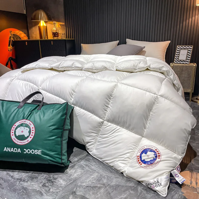 Pure color super soft thickened down quilt Hotel luxury very warm winter down quilt Comfortable winter blanket couple bed quilt
Pure color super soft thickened down quilt Hotel luxury very warm winter down quilt Comfortable winter blanket couple bed quilt