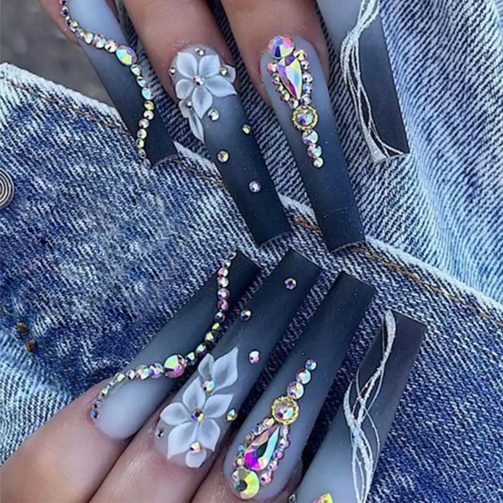 24pcs Long Ballerina False Nails French Gradual Change Rhinestones Full Cover Detachable Nail Tips
24pcs Long Ballerina False Nails French Gradual Change Rhinestones Full Cover Detachable Nail Tips